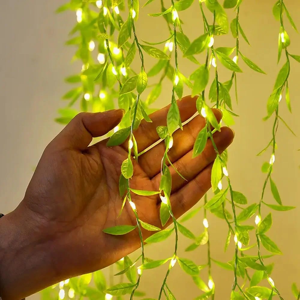 Artificial Leaf Curtain LED String Light, 180 LEDs, 8 Modes, Remote Control